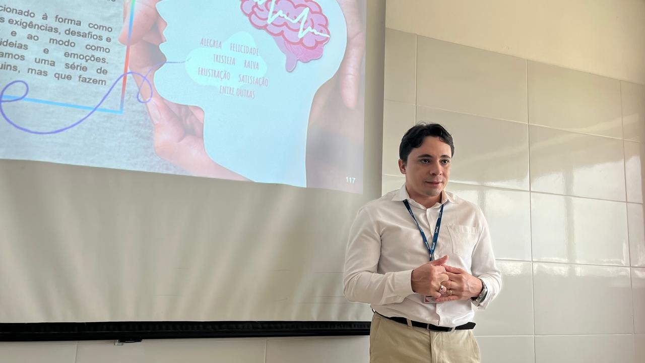 Dr. Leandro Rodrigues