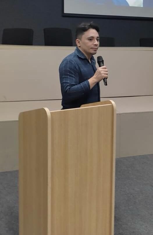 Dr. Leandro Rodrigues