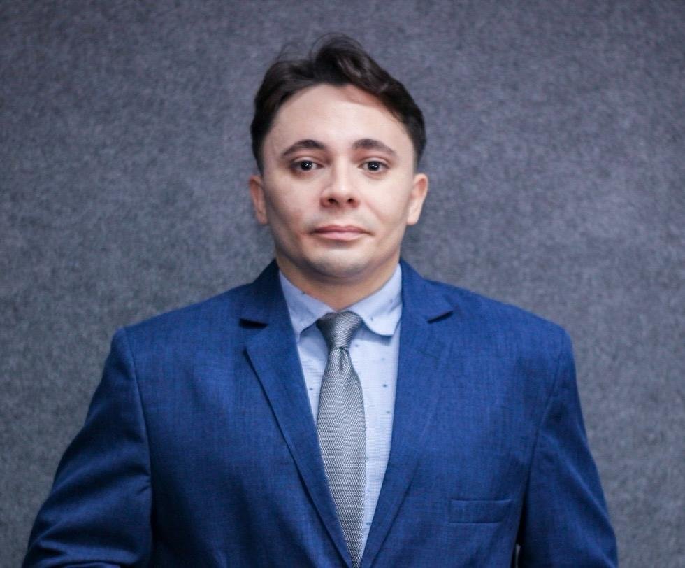 Dr. Leandro Rodrigues